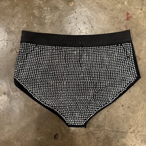 Kikiriki Punk Rock Studded Booty Shorts \\ Size Large // Black, silver - Picture 4 of 7